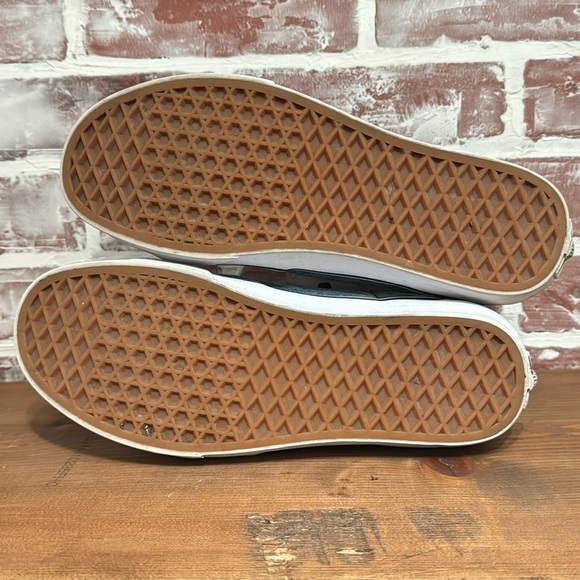 Vans Sk8 Hi Denim Patches Acid Wash Women’s Sz 10 - Picture 10 of 11